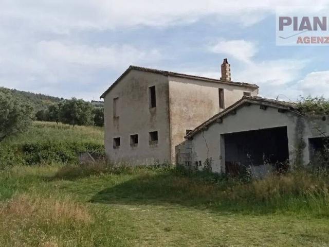 Villa in vendita a Controguerra TE