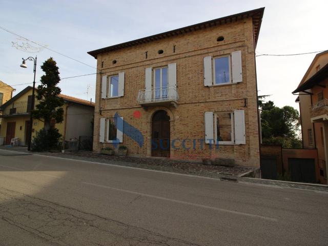 Villa in vendita a Controguerra 369m² Controguerra