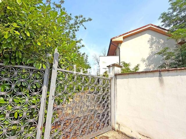 Villa in vendita a Conzano AL