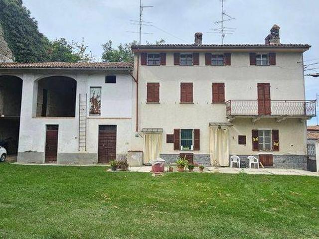 Villa in vendita a Conzano AL