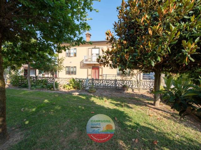 Villa in vendita a Copparo FE