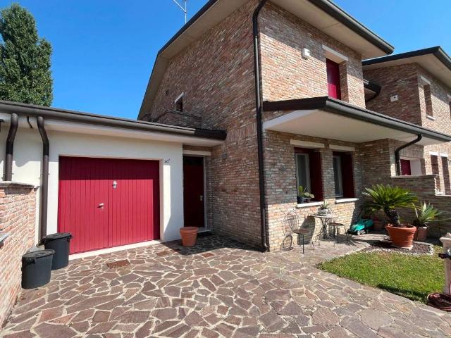 Villa in vendita a Copparo FE