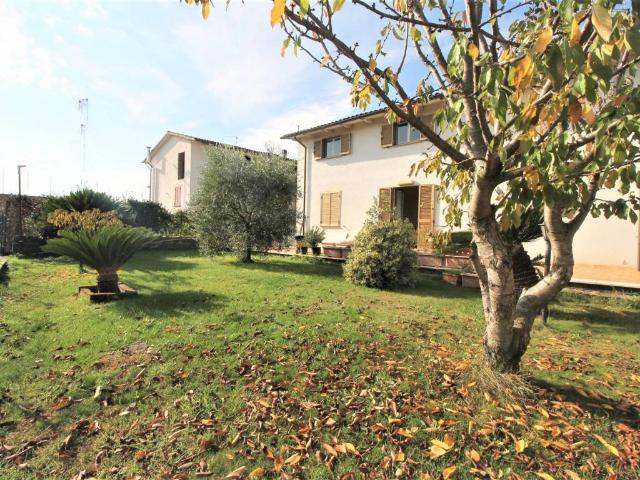 Villa in vendita a Corchiano VT