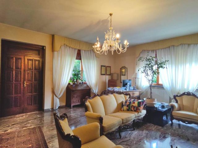 Villa in vendita a Corbetta MI