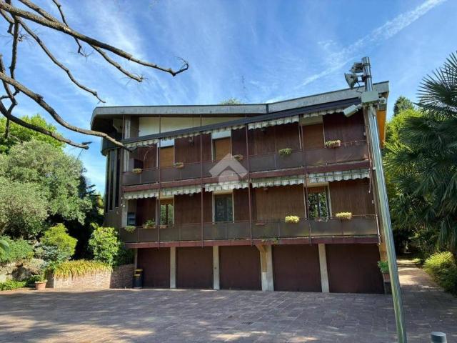 Villa in vendita a Corbetta MI