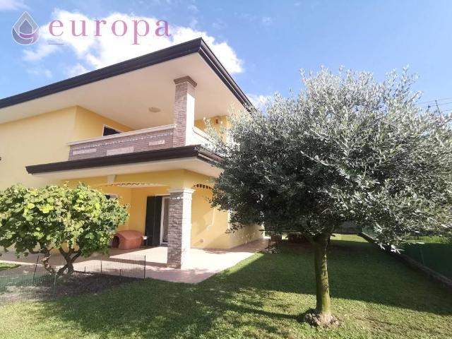 Villa in vendita a Cordovado PN