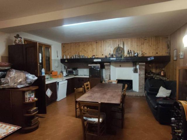 Villa in vendita a Coreglia Antelminelli LU
