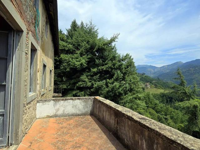 Villa in vendita a Coreglia Antelminelli LU