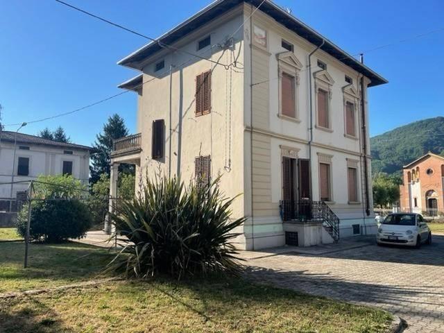 Villa in vendita a Coreglia Antelminelli LU