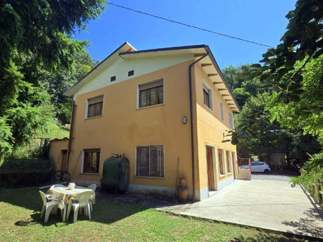 Villa in vendita a Coreglia Antelminelli LU