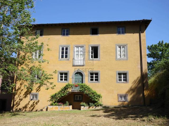 Villa in vendita a Coreglia Antelminelli LU