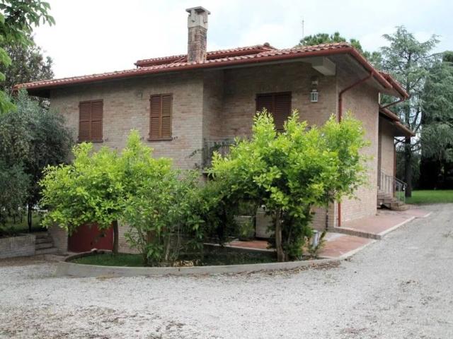 Villa in vendita a Corinaldo AN