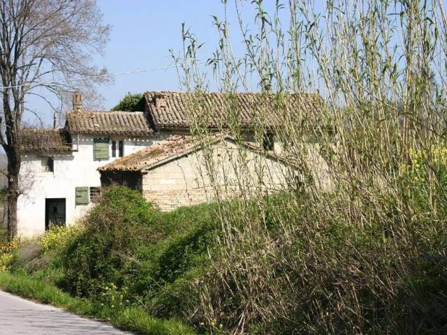 Villa in vendita a Corinaldo AN
