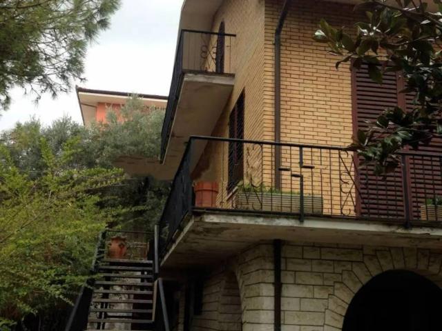 Villa in vendita a Corinaldo AN