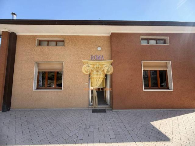 Villa in vendita a Corinaldo AN
