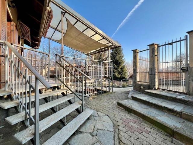 Villa in vendita a Corio TO