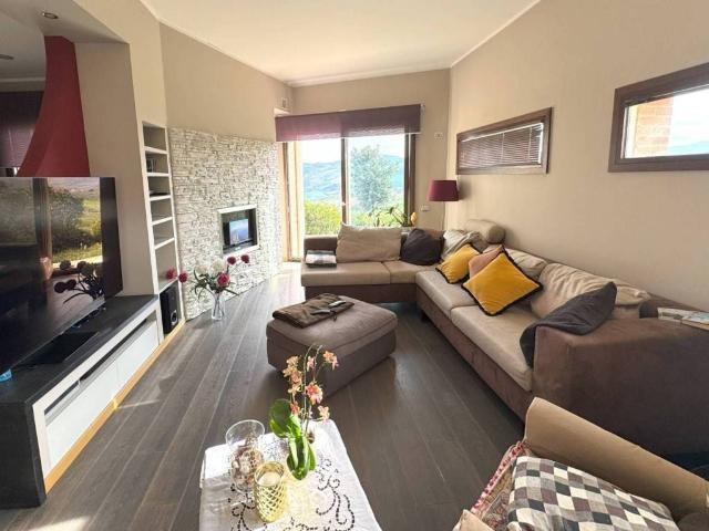 Villa in vendita a Coriano RN