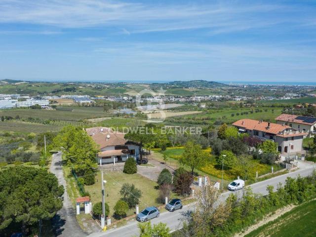 Villa in vendita a Coriano RN