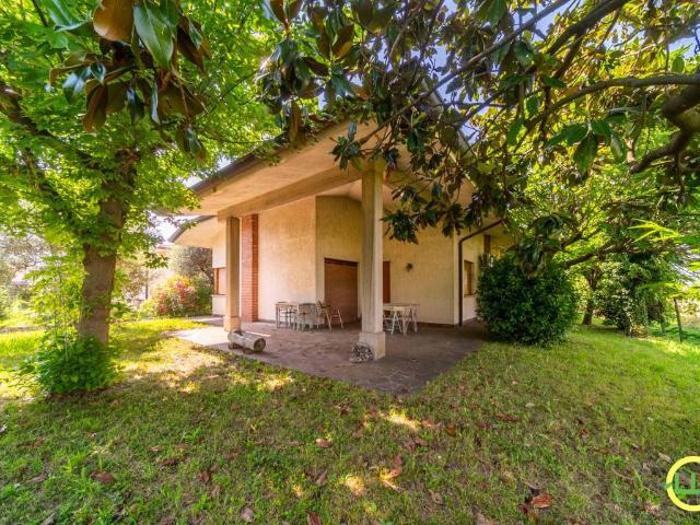Villa in vendita a Cormons GO