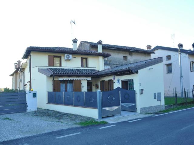 Villa in vendita a Cormons GO