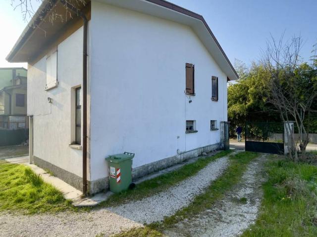 Villa in vendita a Cormons GO