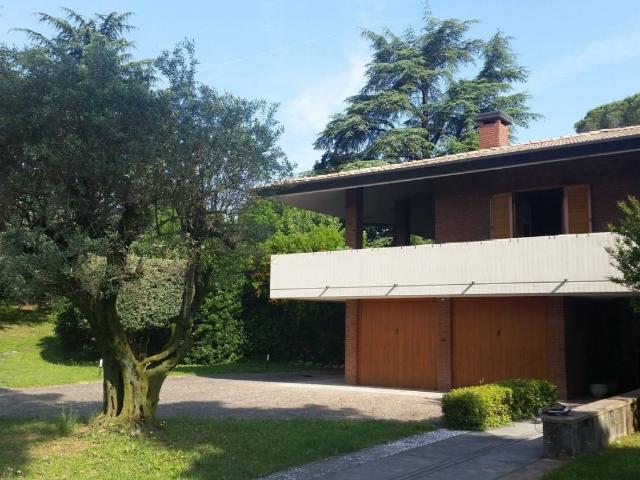 Villa in vendita a Corno di Rosazzo UD