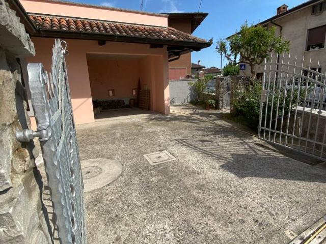 Villa in vendita a Corno di Rosazzo UD
