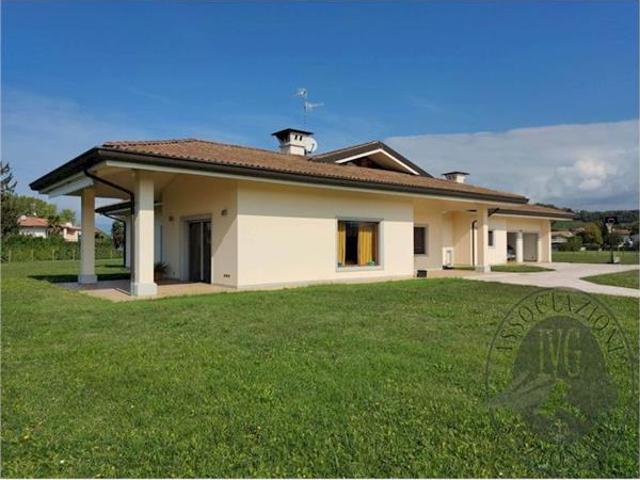 VILLA in VENDITA a CORNO DI ROSAZZO Corno di Rosazzo di 4 vani