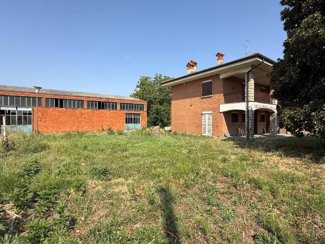 Villa in vendita a Cornate d'Adda MB