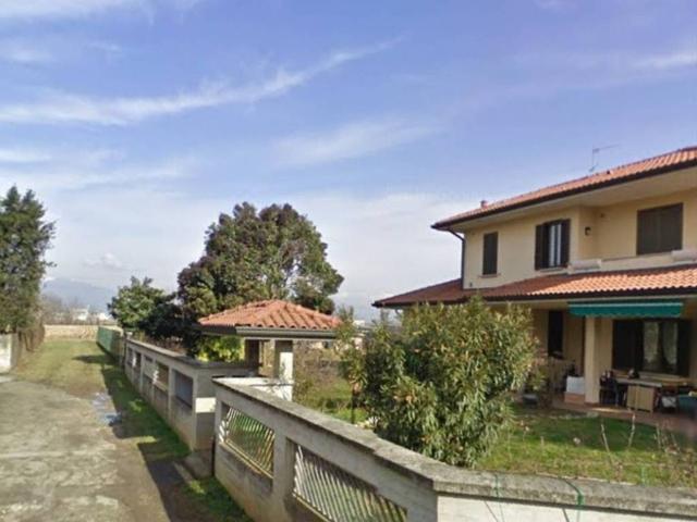 Villa in vendita a Cornate d'Adda MB