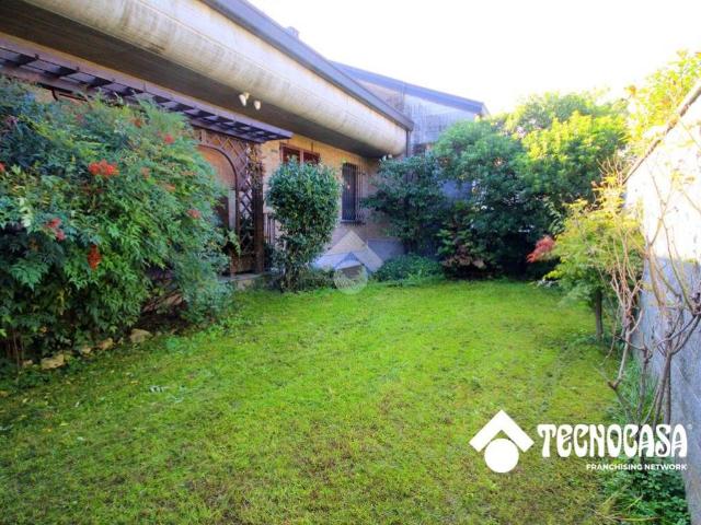 Villa in vendita a Cornaredo MI