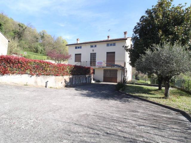 Villa in vendita a Cornedo Vicentino VI