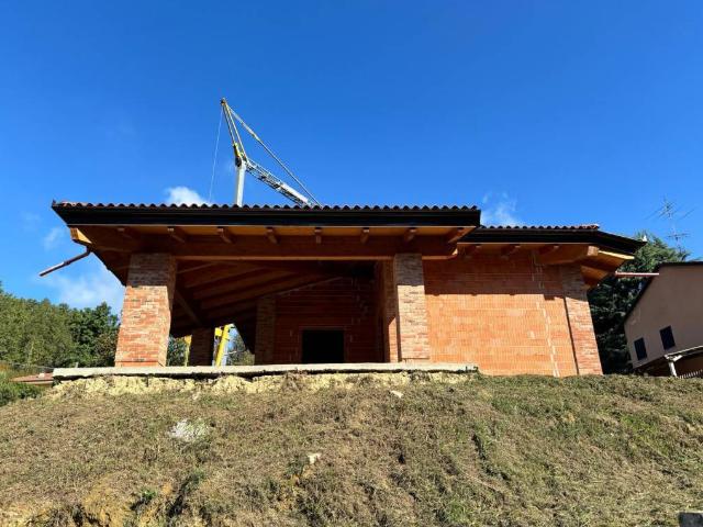 Villa in vendita a Corneliano d'Alba CN