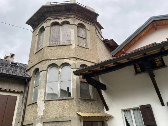 Villa in vendita a Corniglio PR