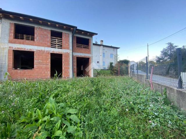 Villa in vendita a Cornuda TV