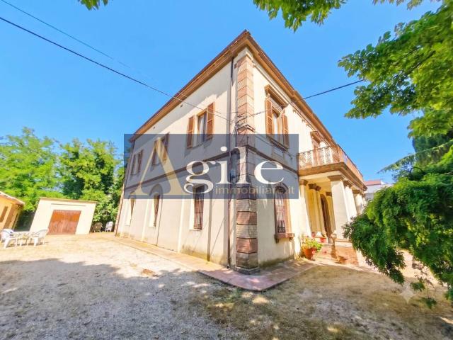 Villa in vendita a Corropoli TE