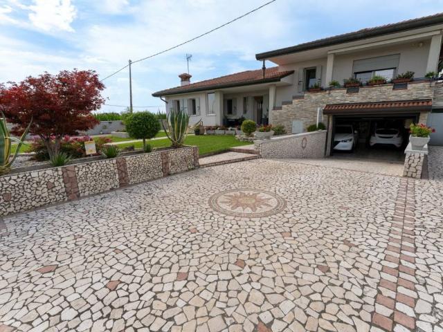 Villa in vendita a Correzzola PD