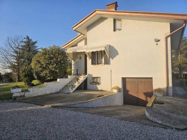 Villa in vendita a Correzzola PD