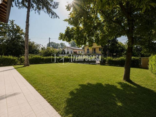 Villa in vendita a Correggio RE