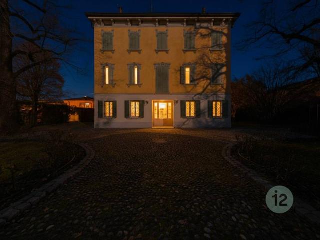 Villa in vendita a Correggio RE