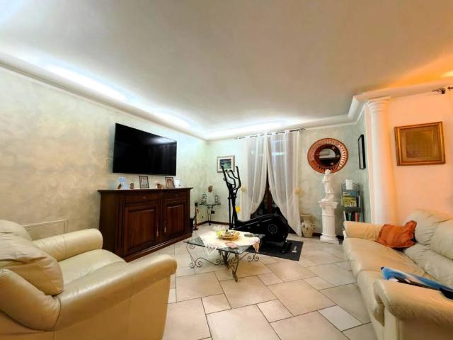Villa in vendita a Correggio RE