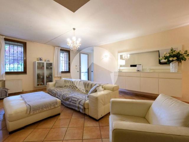 Villa in vendita a Correggio RE