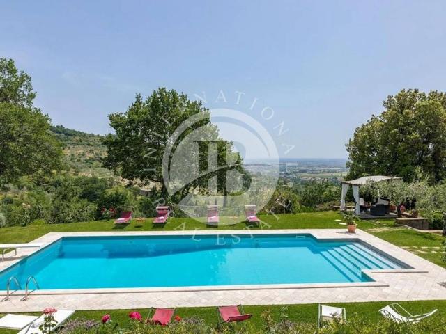 Villa in vendita a Cortona AR