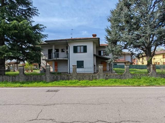 Villa in vendita a Corte Palasio LO