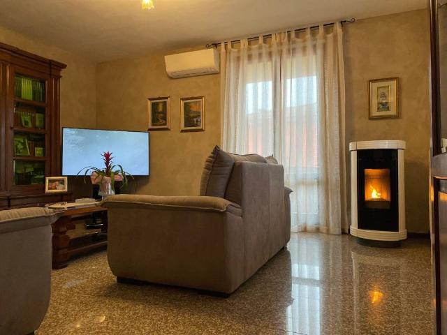 Villa in vendita a Cortemaggiore PC