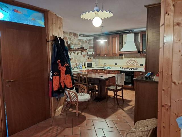 Villa in vendita a Corteno Golgi BS