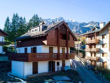 Villa in vendita a Cortina d'Ampezzo BL