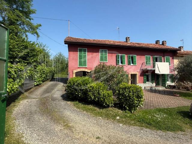 Villa in vendita a Cossombrato AT