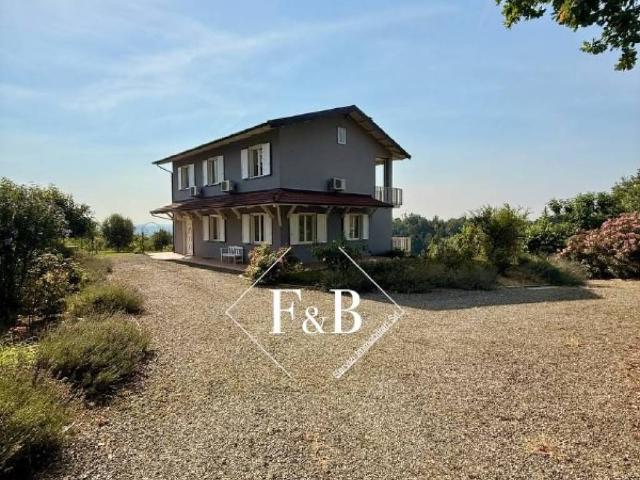 Villa in vendita a Cossombrato AT