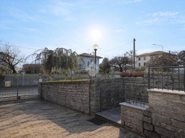 Villa in vendita a Cossato BI